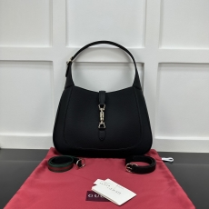 Gucci Hobo Bags